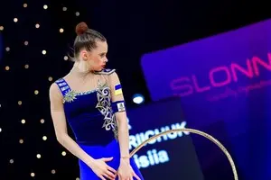 Українська художня гімнастка Онофрійчук завоювала три золота за день на Кубку світу