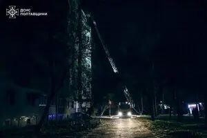 В Полтаве после обстрела среди пострадавших двое детей: фото с места атаки