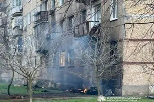 Обстріл Дніпропетровщини: двоє поранених, пошкоджено багатоповерхівки та підприємства