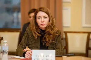 Авто, зарплата, банківський рахунок, але без власної квартири: Гринчук подала декларацію