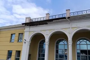 Россияне атаковали вокзал и локомотивное депо: четверо раненых
