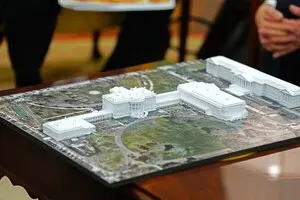 Трамп без бальної зали — суд зупинив будівництво