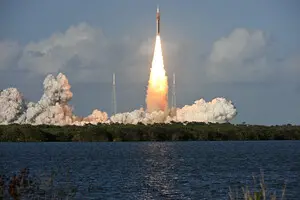 Запуск Artemis II: люди впервые за более чем 50 лет отправились к Луне 