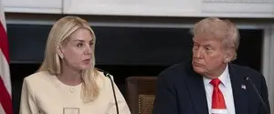 Трамп уволил с должности генпрокурора США