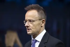 Сийярто прокомментировал визит вице-президента США в Венгрию