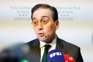 В МИД Испании считают, что замечания США по НАТО подталкивают Европу к поиску альтернативных вариантов безопасности