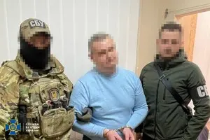 На Днепропетровщине задержали инженера оборонного завода, который одновременно работал на ГРУ и ФСБ