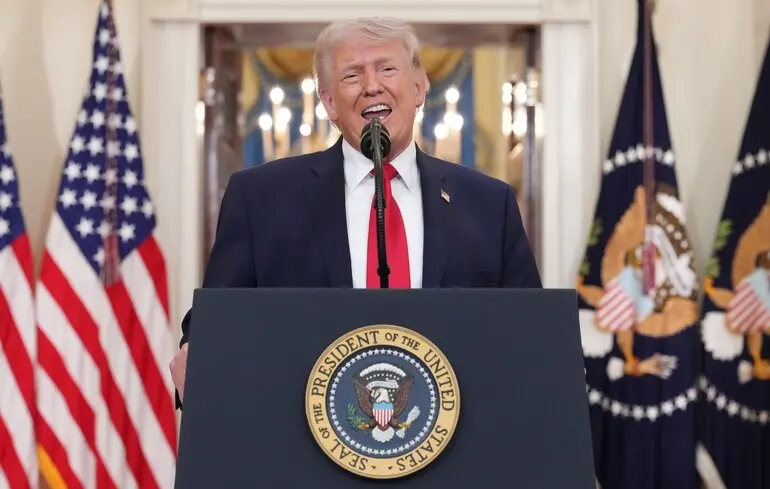 Трамп пригрозив знищити "цілу цивілізацію" вже цієї ночі. Що про це думає Європа — Politico