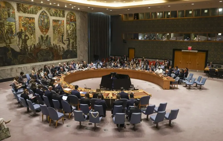 Россия и Китай заблокировали в ООН резолюцию о разблокировании судоходства в Ормузском проливе