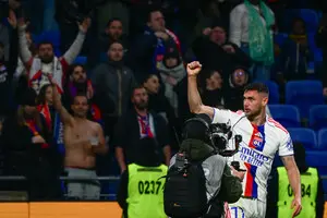 Футболист сборной Украины Яремчук забил дебютный гол в чемпионате Франции