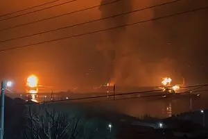 Найбільший порт РФ простоює: експорт нафти обмежений після дронових ударів