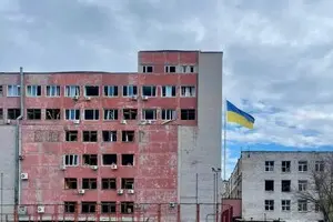 Росіяни вдарили по двох університетах у Дніпрі: фото наслідків