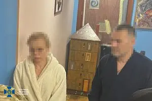 Двух помощников народных депутатов задержали за организацию схем для уклонистов