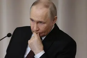 ВВП РФ сократился на 1,8%: Путин ждет от правительства «чрезвычайных мер» — Reuters