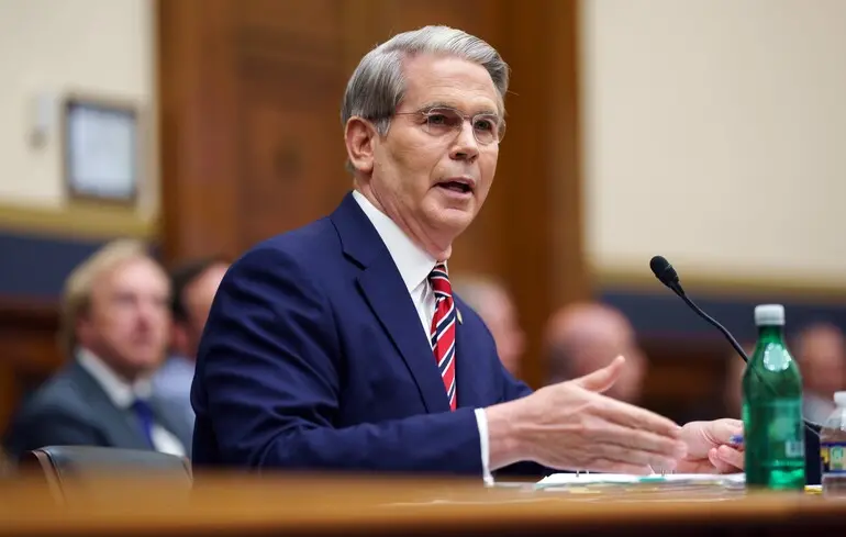 Міністр фінансів США розкрив, скільки РФ заробила на продажі нафти під час тимчасового послаблення у санкціях