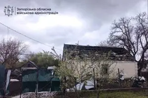 Росіяни завдали ударів по Запоріжжю та області: є поранені та руйнування