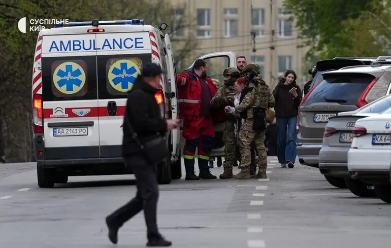 В больницах Киева остаются восемь пострадавших в результате теракта накануне. Состояние всех тяжелое