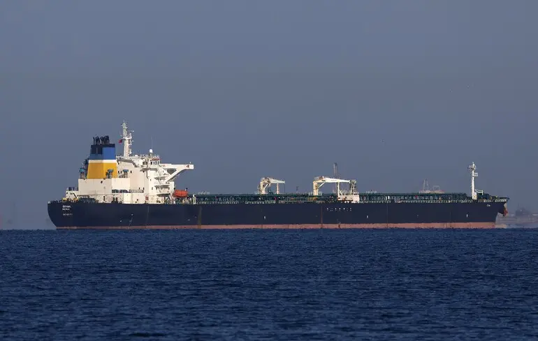 У The Times пояснили, чому Британія так і не затримала жодного танкера «тіньового флоту» РФ