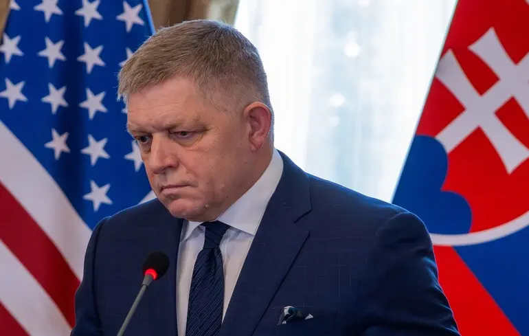 У Словаччині проведуть референдум щодо скасування довічних виплат Фіцо