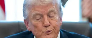 Axios: Трамп говорить про мир, але готується до нової фази війни