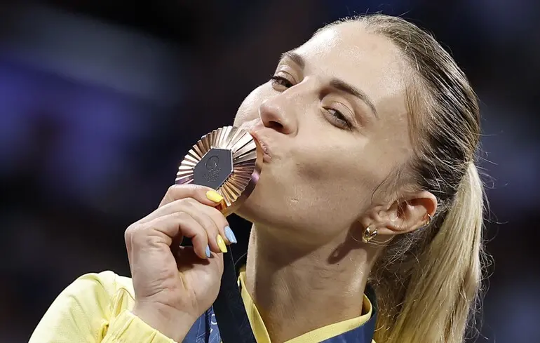 Украинская фехтовальщица Ольга Харлан.