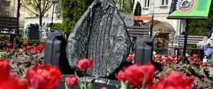 Как выглядит углеродный след автомобиля: в Киеве презентовали 30-килограммовую инсталляцию 