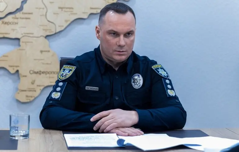 Выговский рассказал, сколько полицейских были на фронте, и пожаловался на проблемы в системе