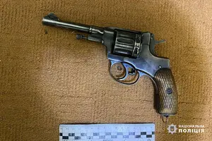 В українців офіційно на руках понад мільйон одиниць зброї та спецзасобів