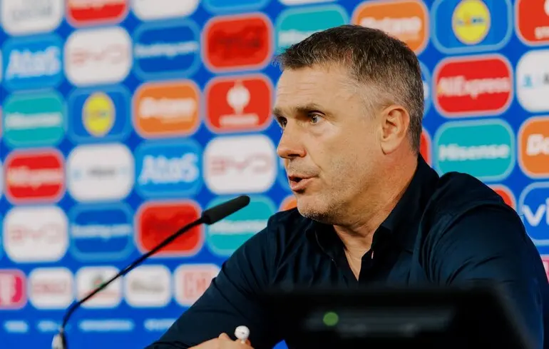 Ребров вирушив на переговори з європейським клубом — ЗМІ