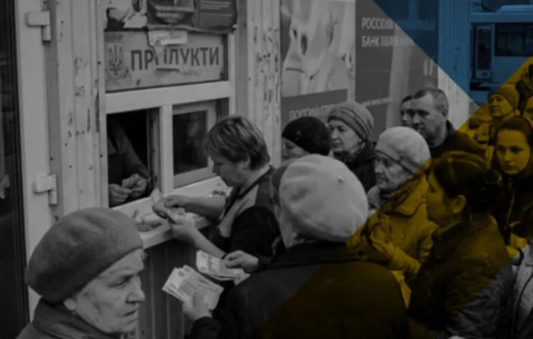 Жители Мелитополя и Бердянска остались без денег: что произошло