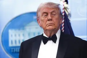 Трамп прокомментировал стрельбу на ужине со СМИ и заявил о задержании нападавшего