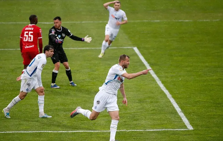 "Динамо" обіграло "Кривбас" у найрезультативнішому матчі в історії чемпіонату України