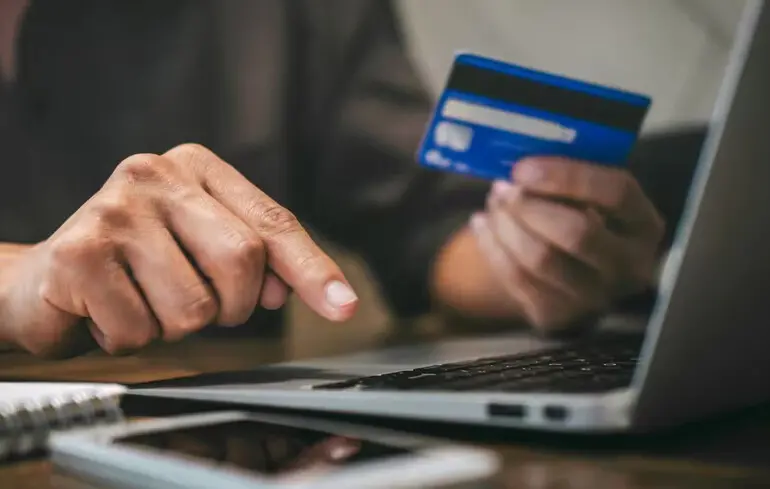 Де взяти гроші терміново: сучасні рішення, мінімальні вимоги