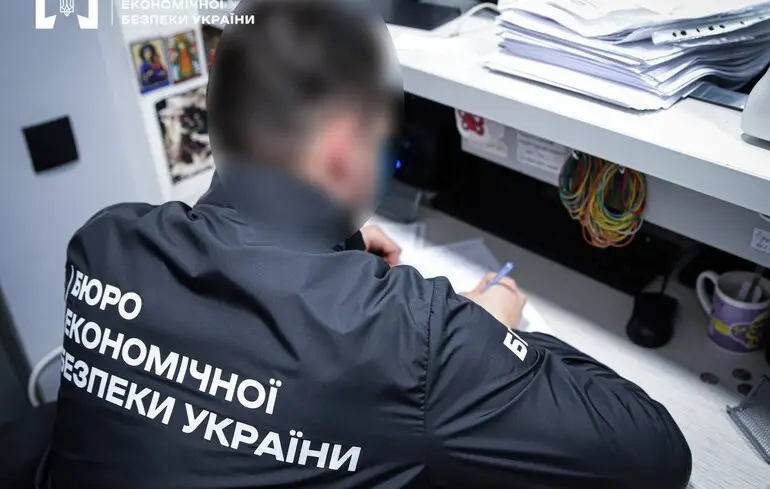 БЕБ викрило мережу конвертаційних центрів на 18 млрд грн, яка обслуговувала бізнес по всій Україні та виводила кошти за кордон