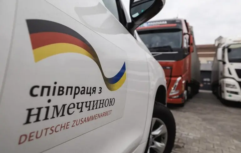 Лікарні, школи та 353 тисячі мешканців: Німеччина забезпечує Чернігівську область теплом та електроенергією
