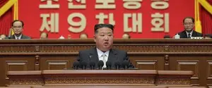 Северная Корея внесла ряд изменений в конституцию: что именно переписал Пхеньян — Reuters