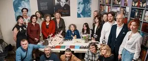 Ліна Костенко презентувала нову збірку: перший наклад розкупили за передзамовленнями