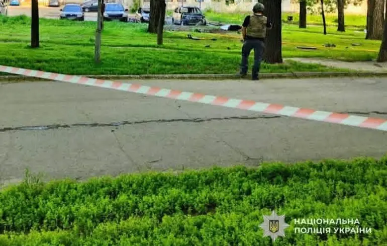 В Днепре взорвался автомобиль: двое раненых