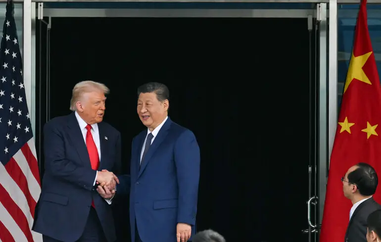 Трамп прилетить у Китай наступного тижня. Про що він говоритиме з Сі? 
