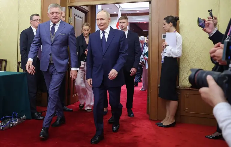 Фіцо везе до Москви послання від Зеленського — ЗМІ