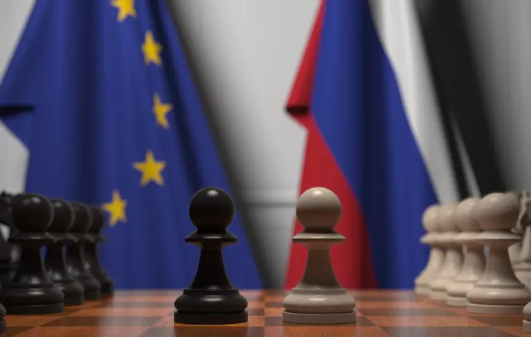 Кремль пытается запугать Европарламент: санкционные списки РФ стали черными списками целей