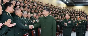 Си проводит чистки в армии, ведь она стала слишком опасной даже для него — NYT