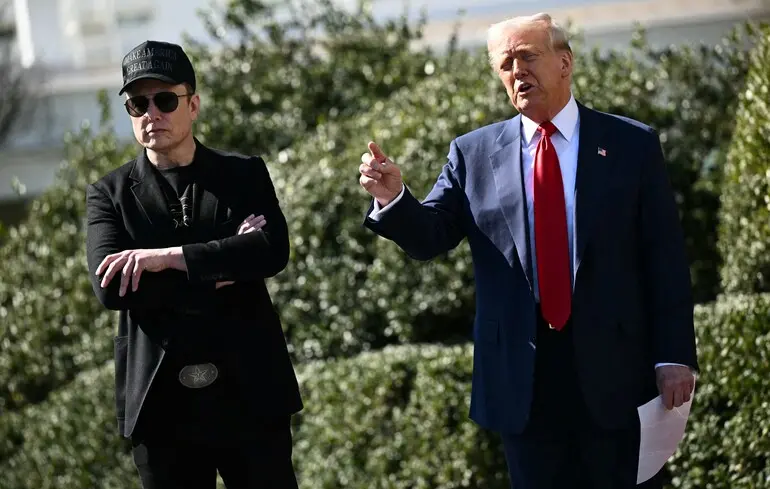 Трампа во время визита в Китай будут сопровождать руководители ведущих технологических компаний США