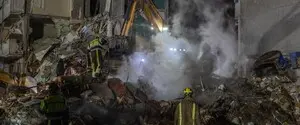 Погибли 24 человека: в Киеве завершили спасательную операцию на завалах дома в Дарницком районе