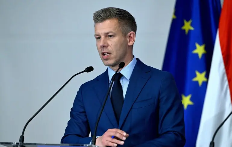 В офісі нового прем’єра Угорщини знайшли мішки з подрібненими документами уряду Орбана