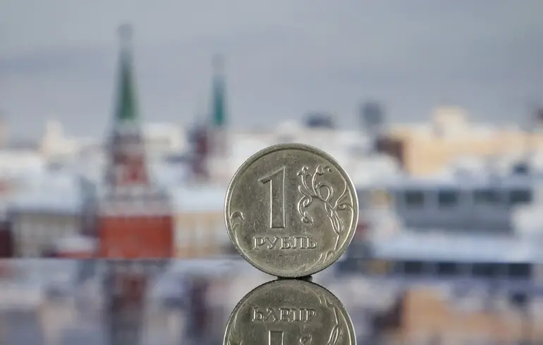 Bloomberg: рубль став найуспішнішою валютою світу, але це йому не на користь