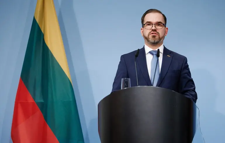 Глава Минобороны Литвы предупредил о новых вторжениях дронов и призвал страны Балтии адаптироваться