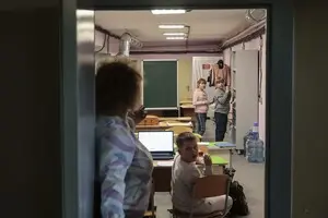 Будущее детей или политика: что больше всего волнует украинцев