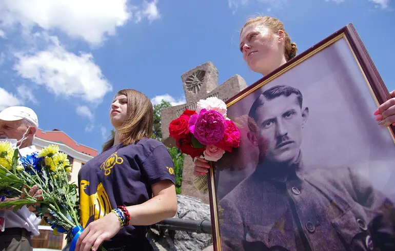 Україна має дозвіл на перепоховання засновника ОУН Євгена Коновальця — Верещук