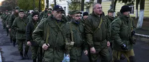 Путін придумав нові «бонуси» для військових, аби заохотити їх до війни в Україні